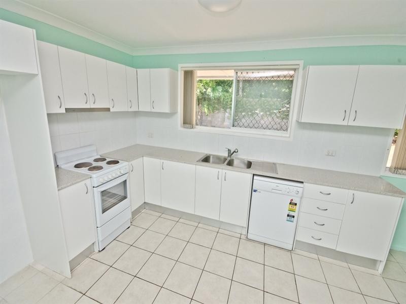 278 Ferry Road, Southport QLD 4215