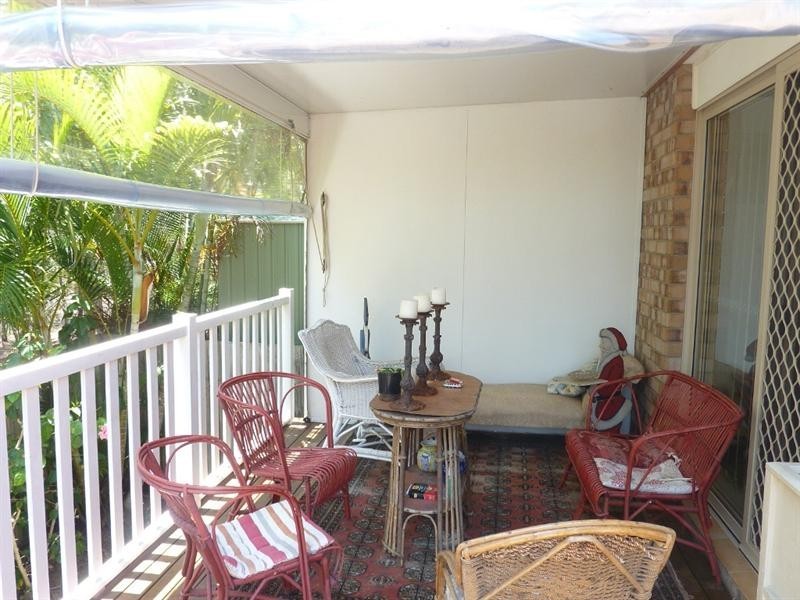 2/96 Cootharaba Drive, Helensvale QLD 4212