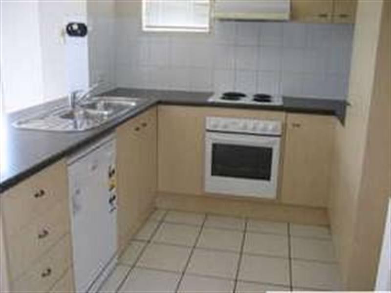 2 Harrow Place, Arundel QLD 4214