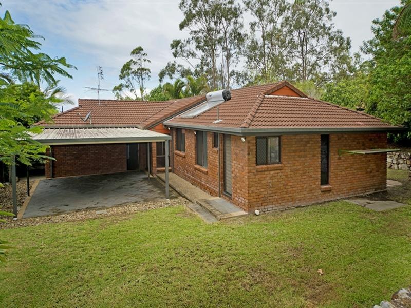 13 Surrey Court, Helensvale QLD 4212