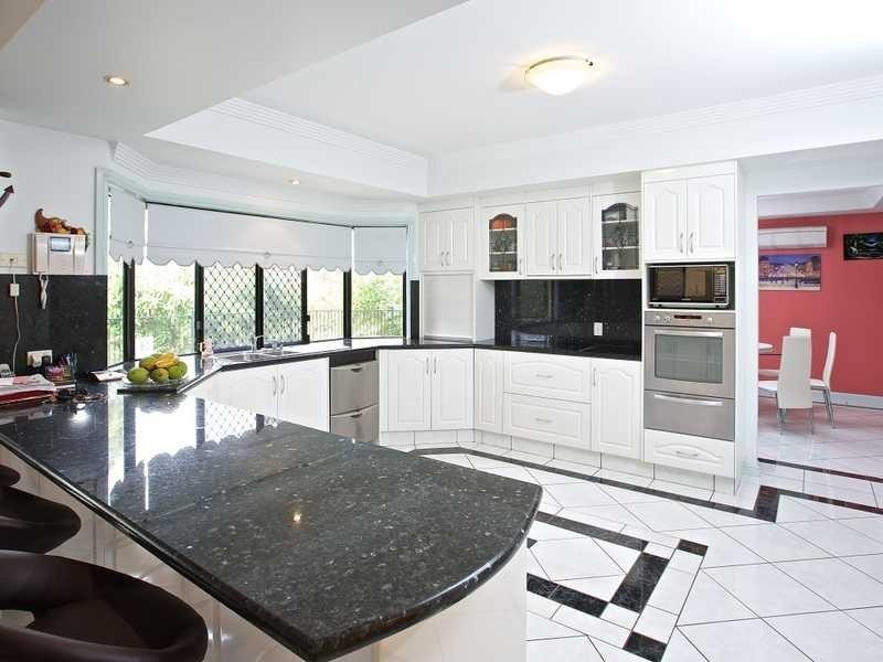 19 Dalby Court, Helensvale QLD 4212