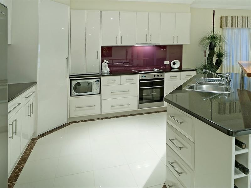 58 The Peninsula, Helensvale QLD 4212