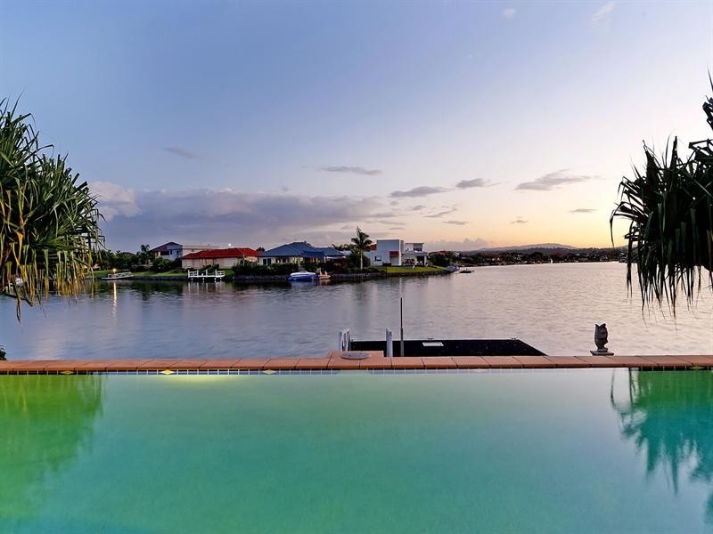 58 The Peninsula, Helensvale QLD 4212