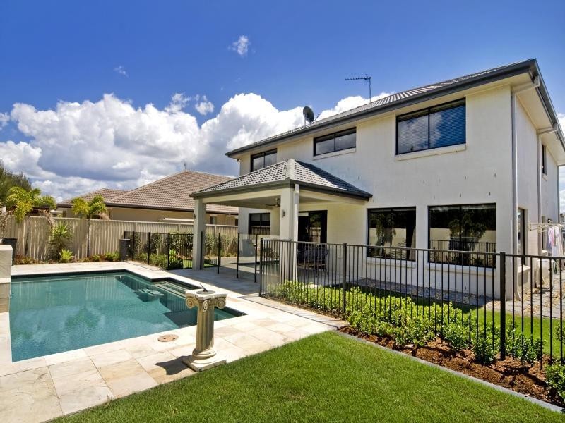25 River Links Boulevarde East, Helensvale QLD 4212