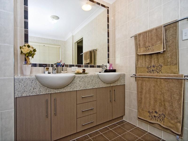 25 River Links Boulevarde East, Helensvale QLD 4212