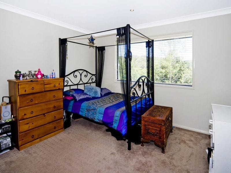 25 River Links Boulevarde East, Helensvale QLD 4212