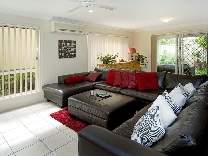 73 Tee Trees Boulevard, Arundel QLD 4214
