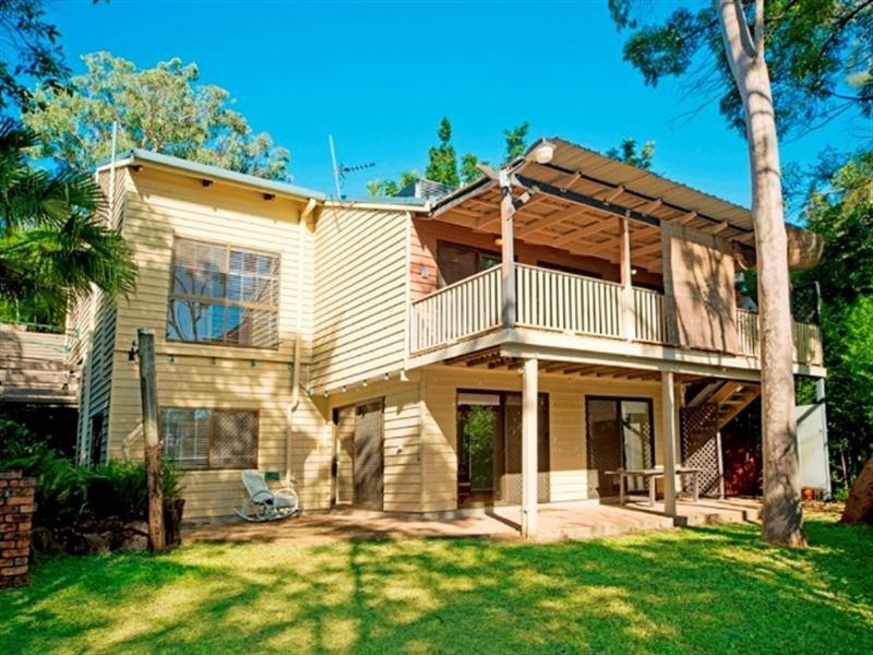 32 Ridgevale Drive, Helensvale QLD 4212