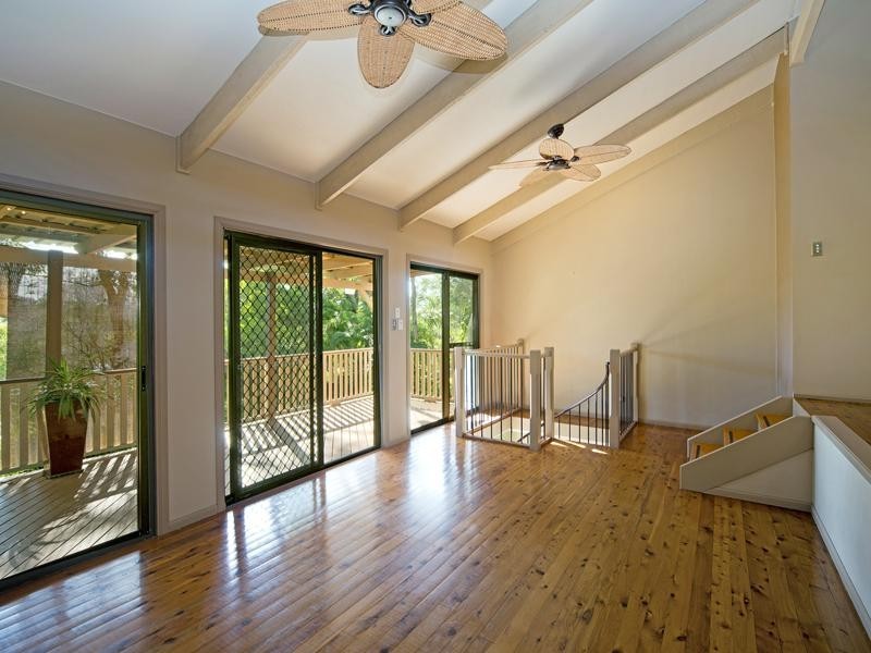 32 Ridgevale Drive, Helensvale QLD 4212