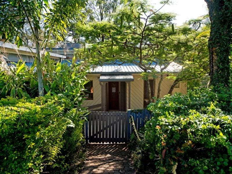 32 Ridgevale Drive, Helensvale QLD 4212