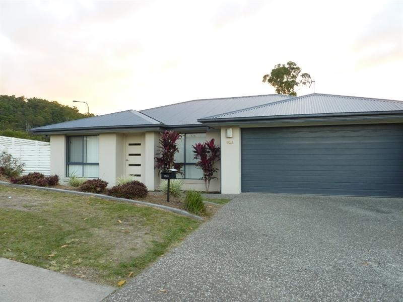 92A McAuley Parade, Pacific Pines QLD 4211