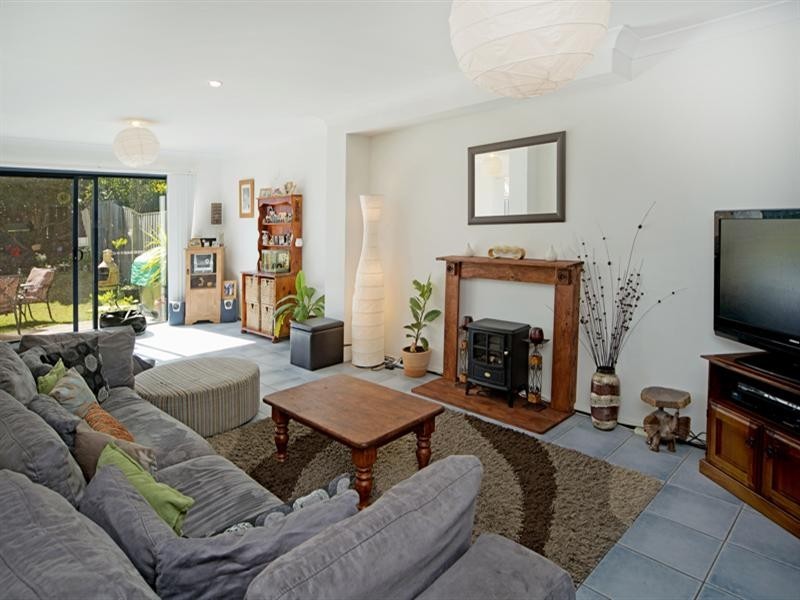 1/21 McRae Circuit, Pacific Pines QLD 4211