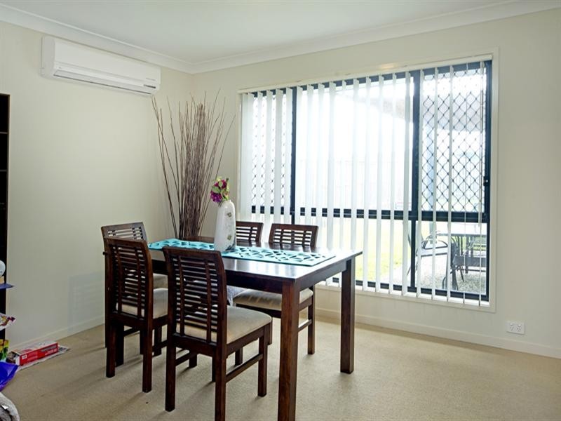 24 Gerard Street, Pacific Pines QLD 4211
