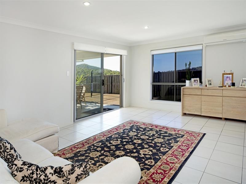 40 Felling Drive, Maudsland QLD 4210