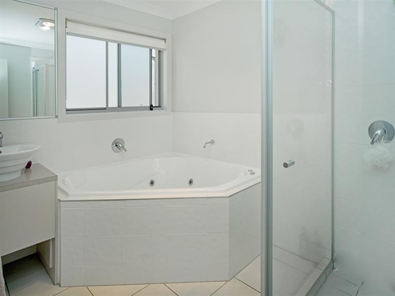 40 Felling Drive, Maudsland QLD 4210