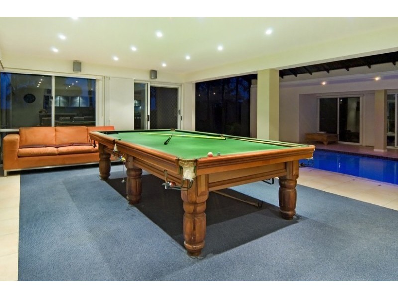 13 Warrego Way, Helensvale QLD 4212