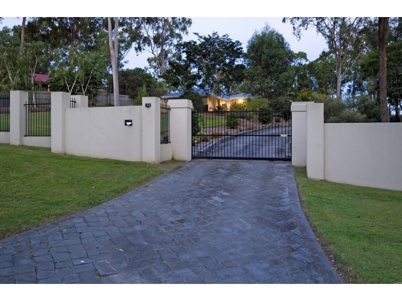 13 Warrego Way, Helensvale QLD 4212
