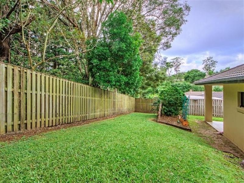 17 Lambert Drive, Maudsland QLD 4210