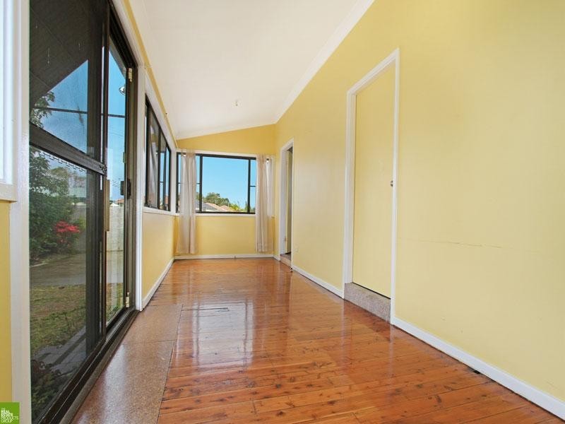 22 Carr Street, Towradgi NSW 2518