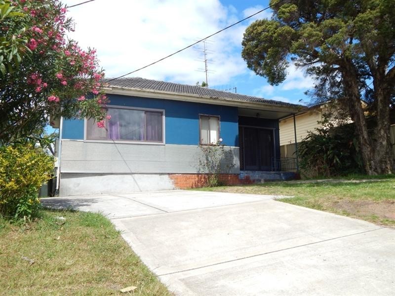 9 Steel Street, Cringila NSW 2502