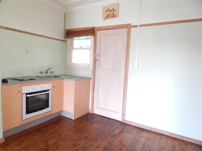 9 Steel Street, Cringila NSW 2502