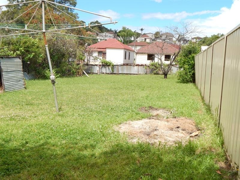 9 Steel Street, Cringila NSW 2502
