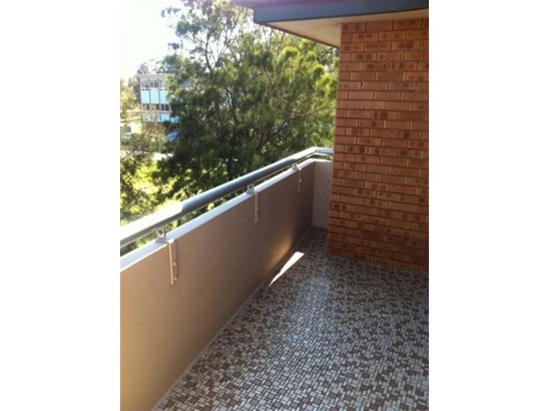 18/60 Campbell Street, Wollongong NSW 2500