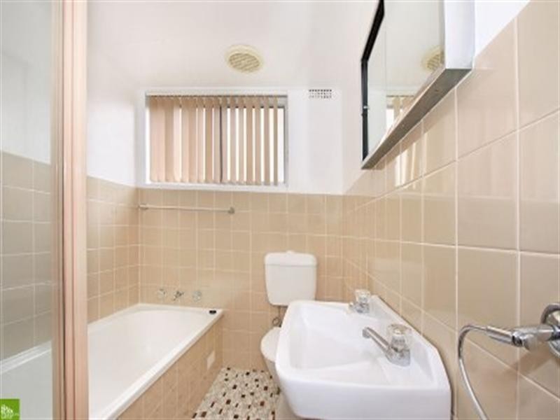 4/19 Campbell Street, Wollongong NSW 2500