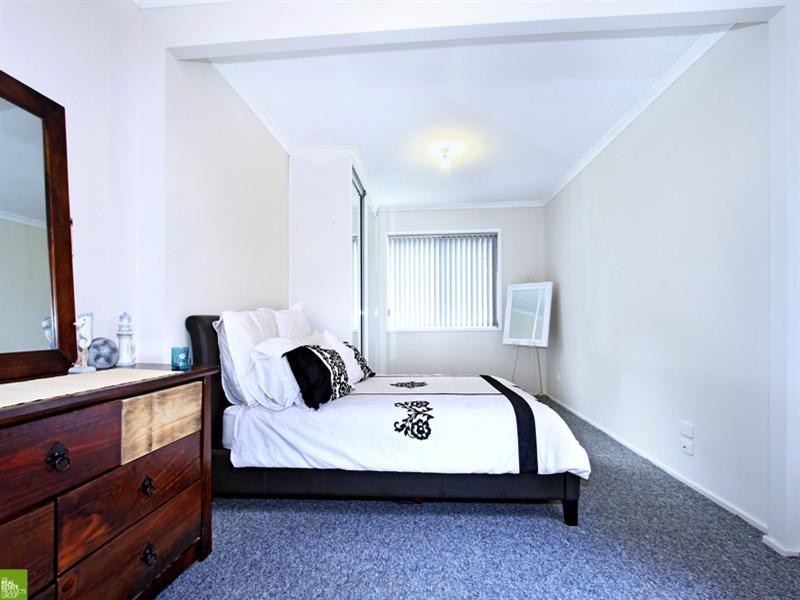 13 Hunt Place, Berkeley NSW 2506