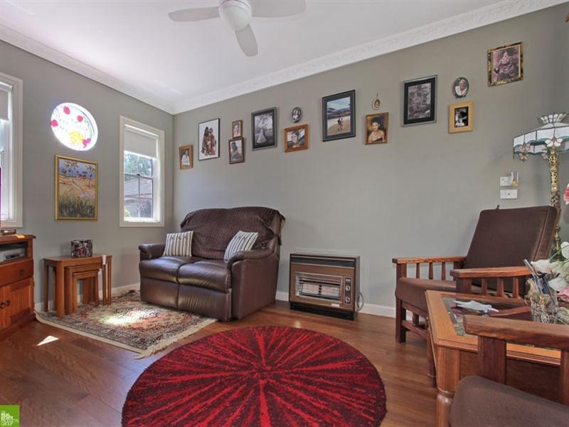 3b Eugena Place, Figtree NSW 2525