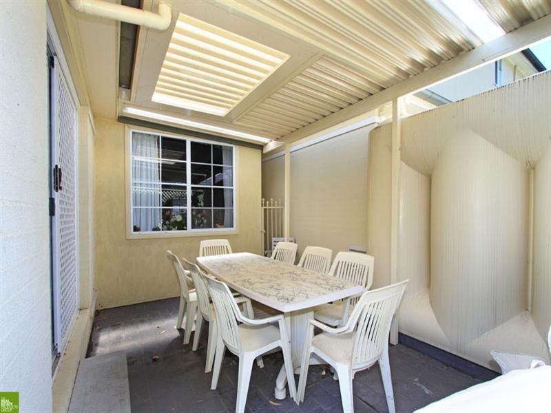 3b Eugena Place, Figtree NSW 2525