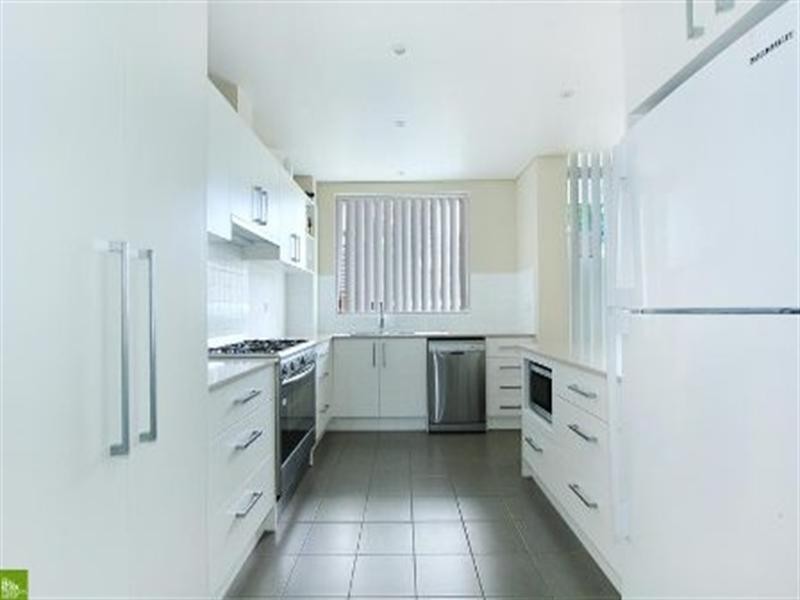 1/18 Edward Street, Wollongong NSW 2500