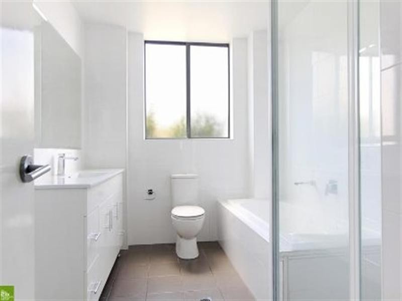 1/18 Edward Street, Wollongong NSW 2500