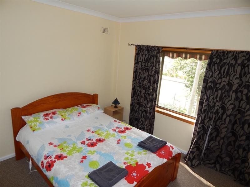 7 Exmouth Road, Kanahooka NSW 2530