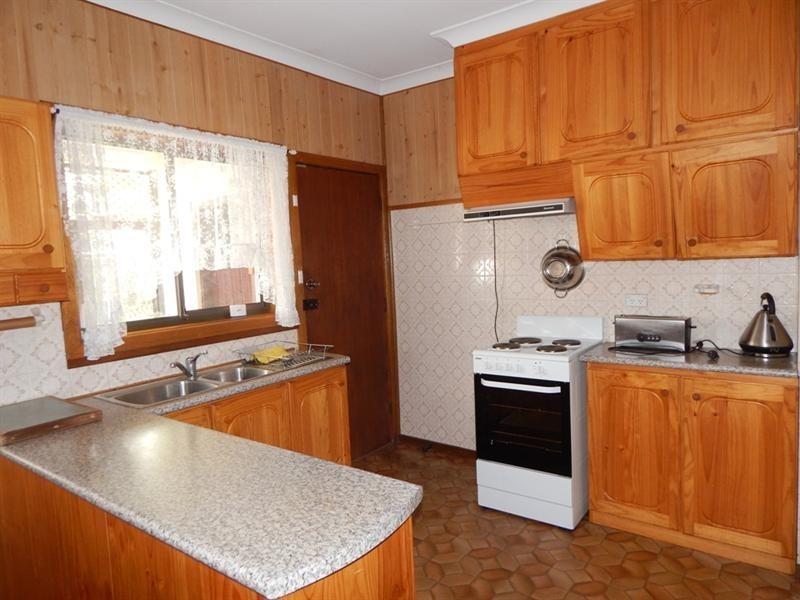 7 Exmouth Road, Kanahooka NSW 2530