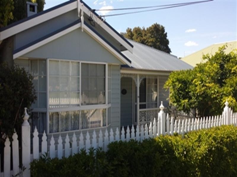 20 Princes Highway, Figtree NSW 2525