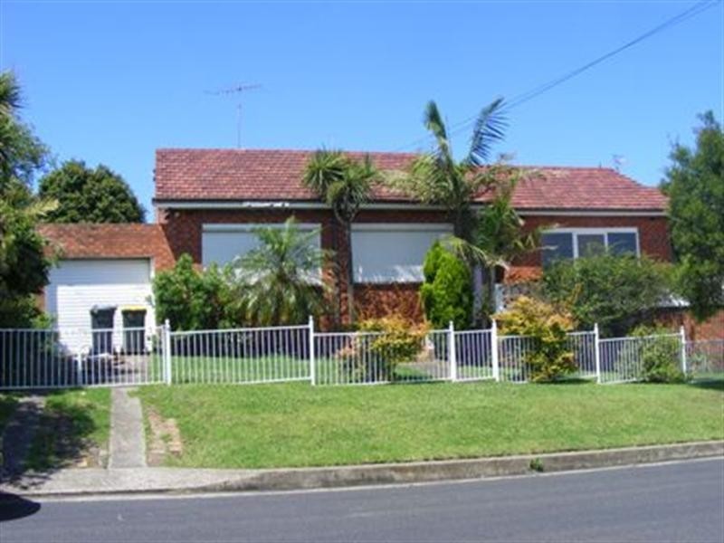 77 Donaldson Street, Port Kembla NSW 2505