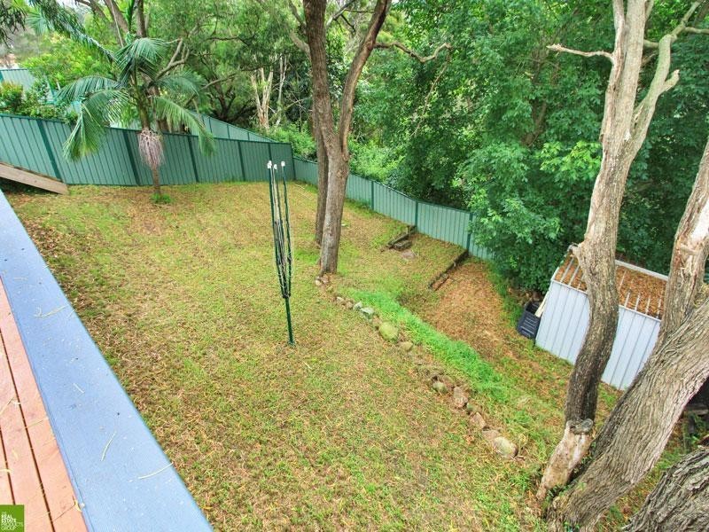 6 Telopea Place, Cordeaux Heights NSW 2526