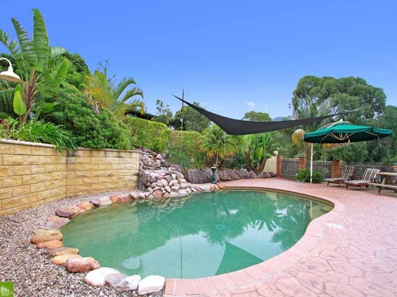 12 Koombala Grove, Cordeaux Heights NSW 2526