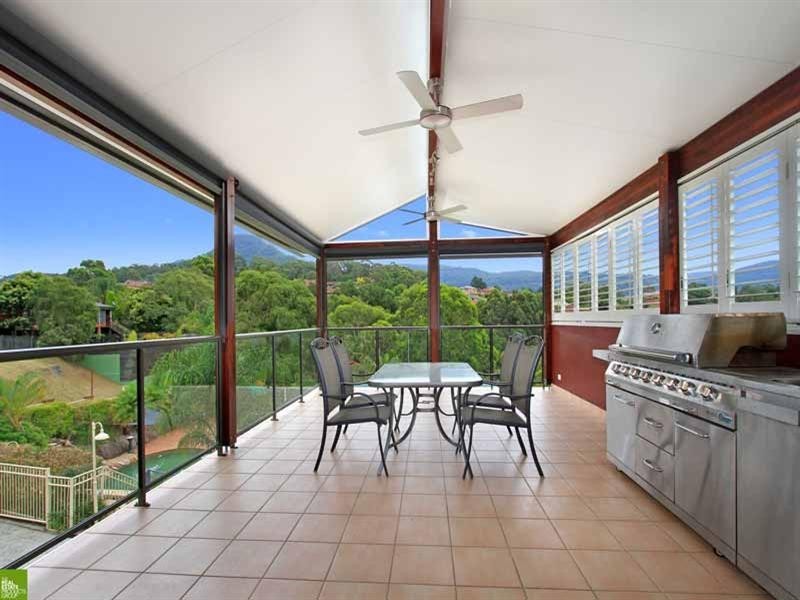 12 Koombala Grove, Cordeaux Heights NSW 2526