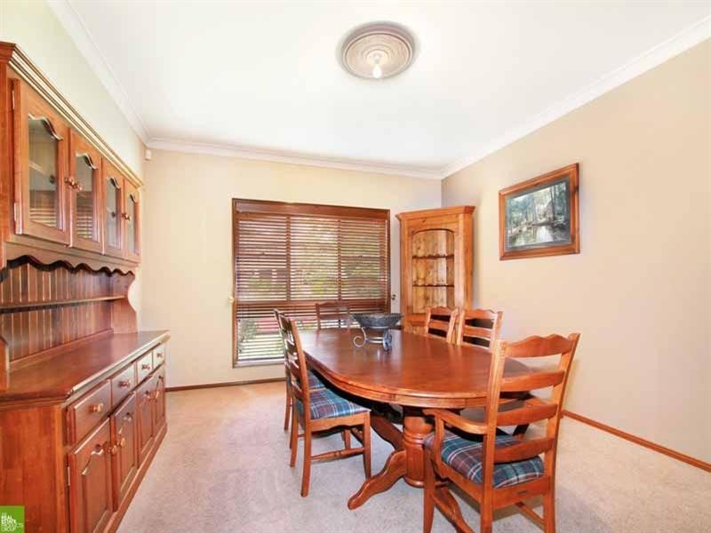 12 Koombala Grove, Cordeaux Heights NSW 2526