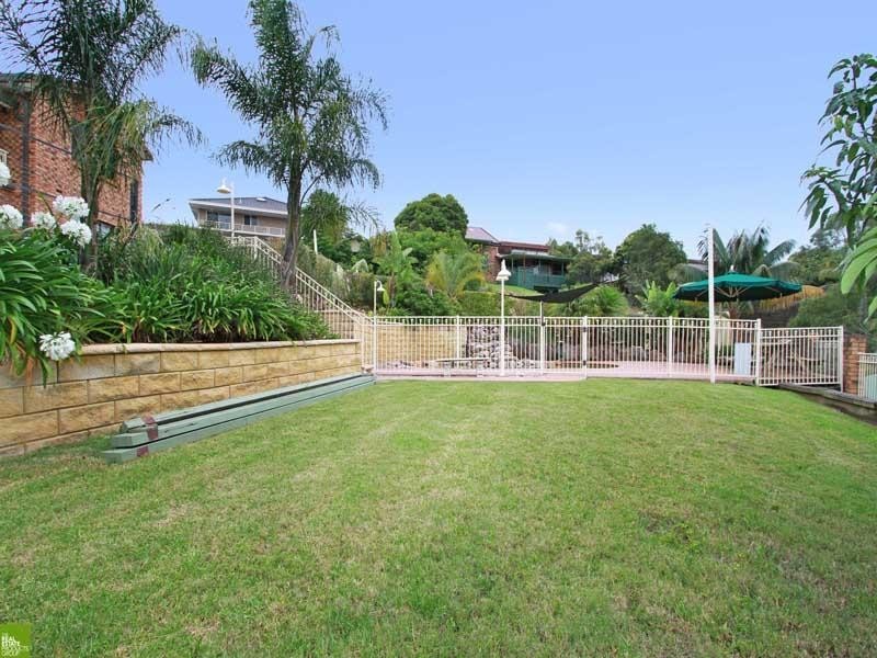 12 Koombala Grove, Cordeaux Heights NSW 2526