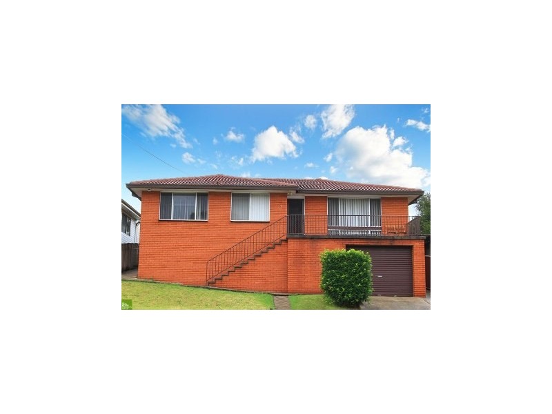 7 Mirrabooka Road, Lake Heights NSW 2502