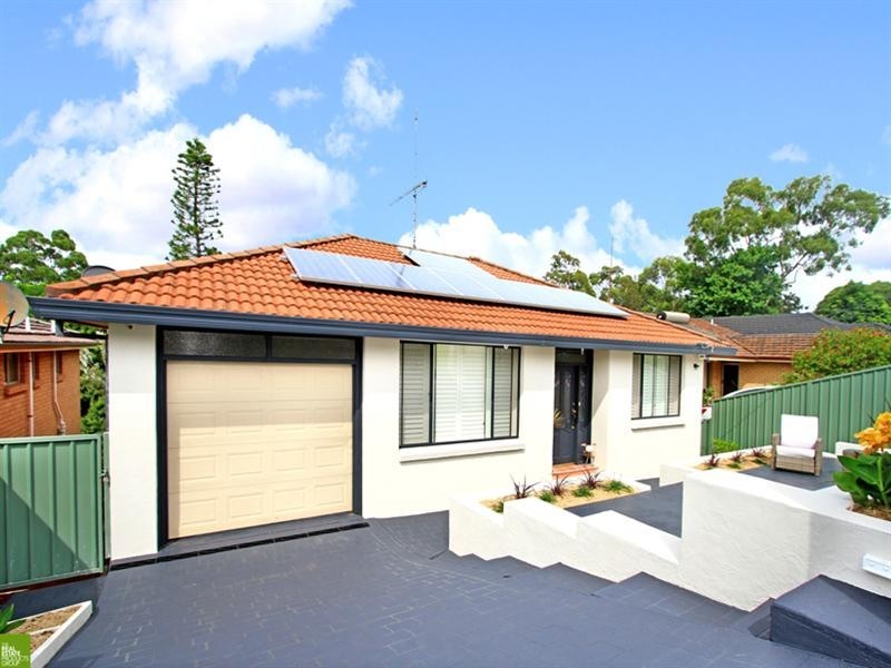 34 Cochrane Street, West Wollongong NSW 2500