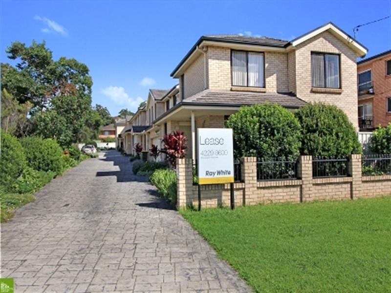 5/8 Mackie Street, Coniston NSW 2500