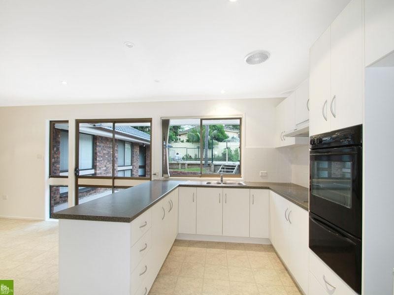 150 Panorama Drive, Farmborough Heights NSW 2526