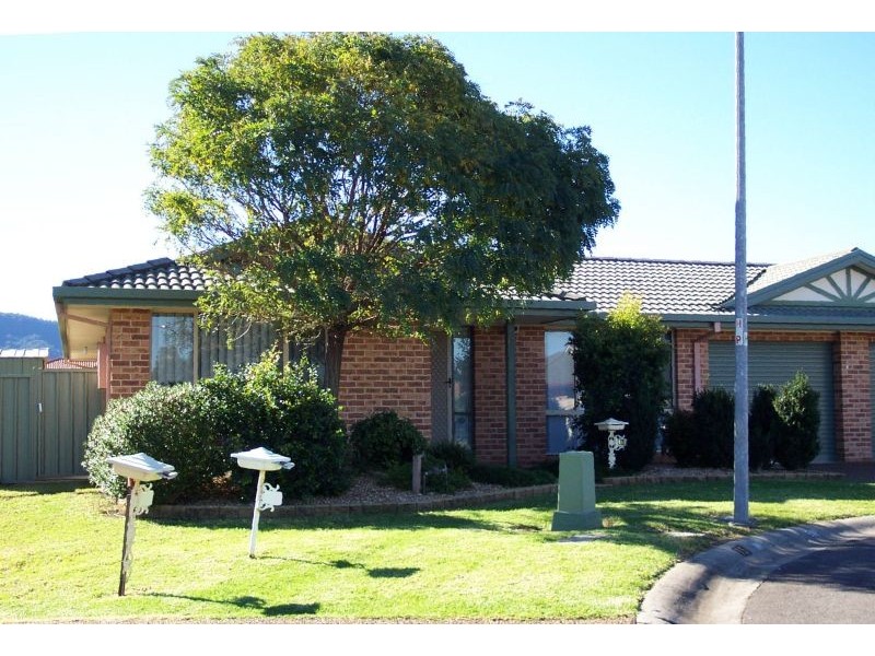 15 Yeldah Drive, Horsley NSW 2530