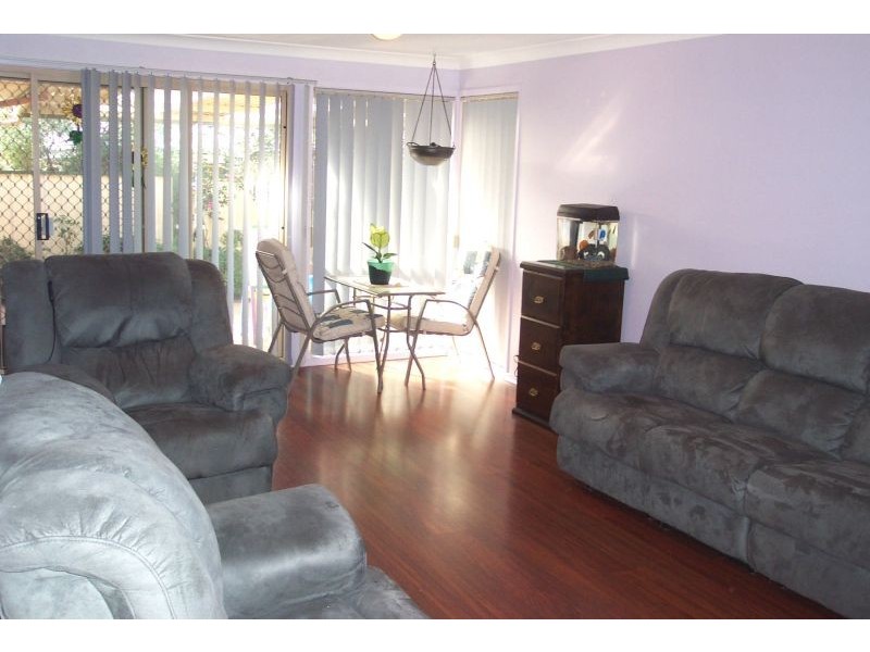 15 Yeldah Drive, Horsley NSW 2530