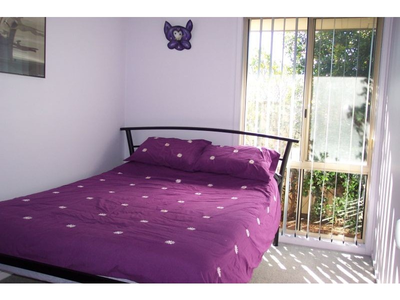 15 Yeldah Drive, Horsley NSW 2530