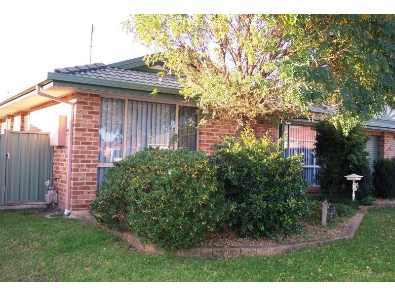 15 Yeldah Drive, Horsley NSW 2530